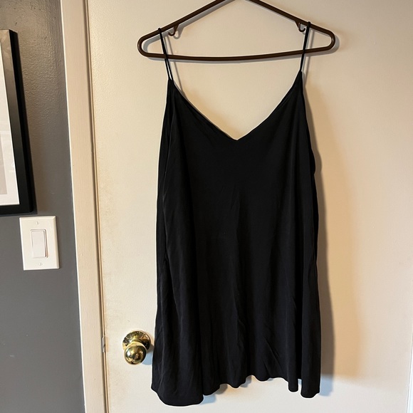 L Spaghetti Strap Dress - Black - Picture 1 of 1